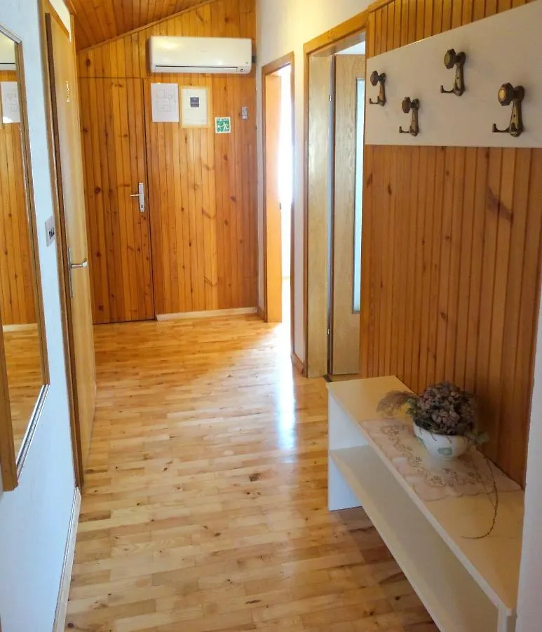 Apartmani Crikvenica 30080 - Libuska Croatia